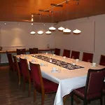 Hotel Hinter Den Spiegeln