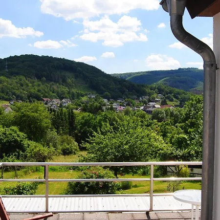 Hotel Hinter Den Spiegeln 3*