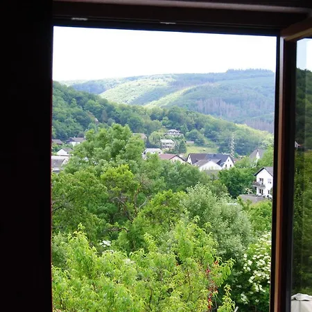 Hinter Den Spiegeln Heimbach