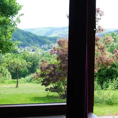 Hinter Den Spiegeln