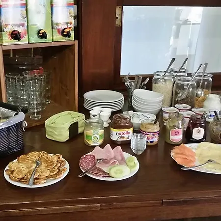 Hotel Hinter Den Spiegeln 3*