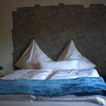 Hinter Den Spiegeln 하임바흐