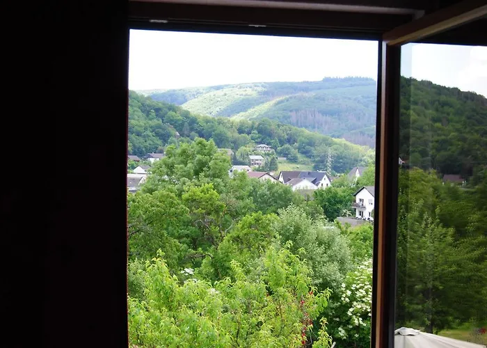 Hinter Den Spiegeln Heimbach