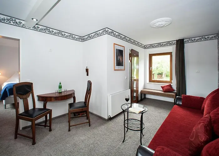 Hinter Den Spiegeln Heimbach