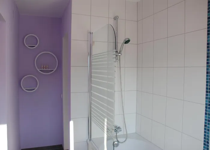 Hinter Den Spiegeln 3* Heimbach