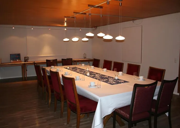 Hotel Hinter Den Spiegeln